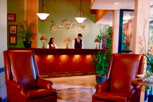 Howard Johnson Hotel Vancouver 002